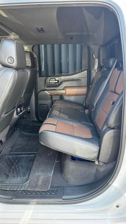 2022 Chevrolet Silverado High Country — foto 4 / 6