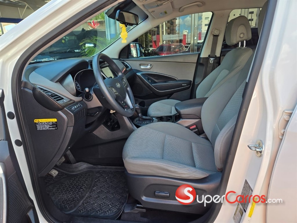 2017 Hyundai Santa Fe SE — foto 6 / 12