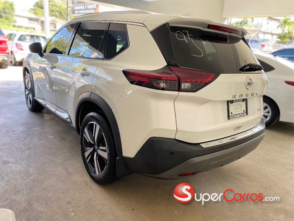2021 Nissan Rogue SL — foto 4 / 11