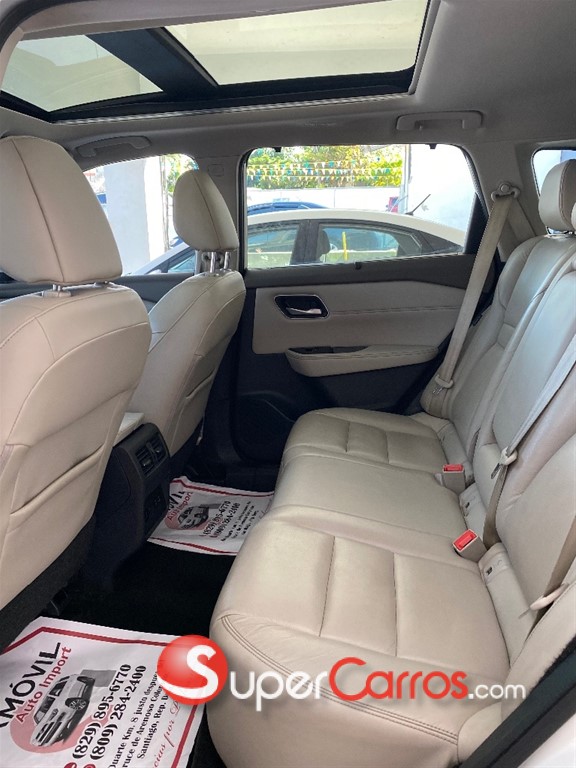 2021 Nissan Rogue SL — foto 7 / 11