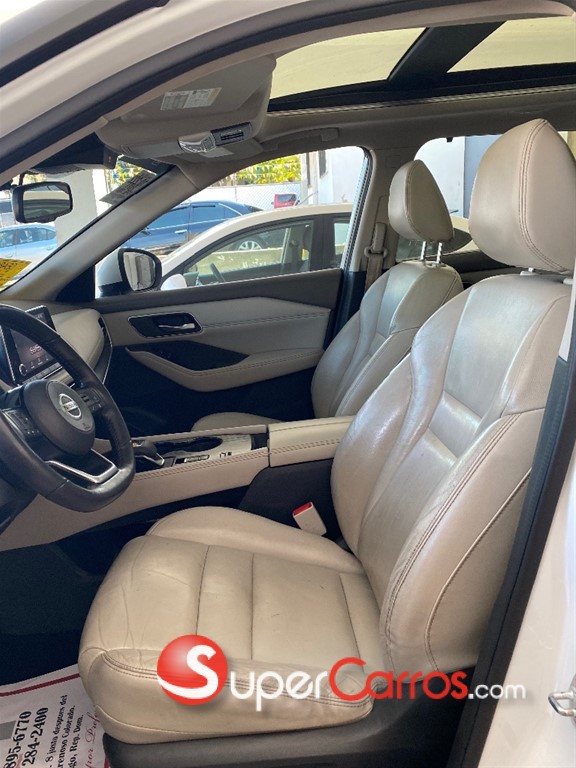2021 Nissan Rogue SL — foto 8 / 11