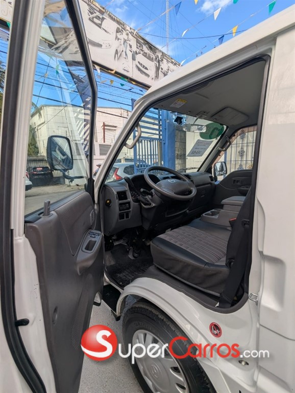 2020 Mazda Bongo — foto 10 / 12