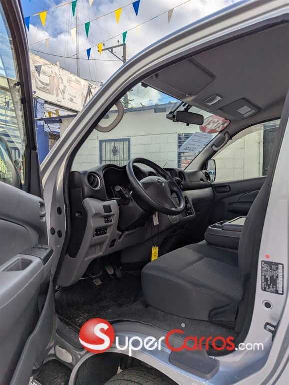 2020 Nissan NV 350 — foto 8 / 11
