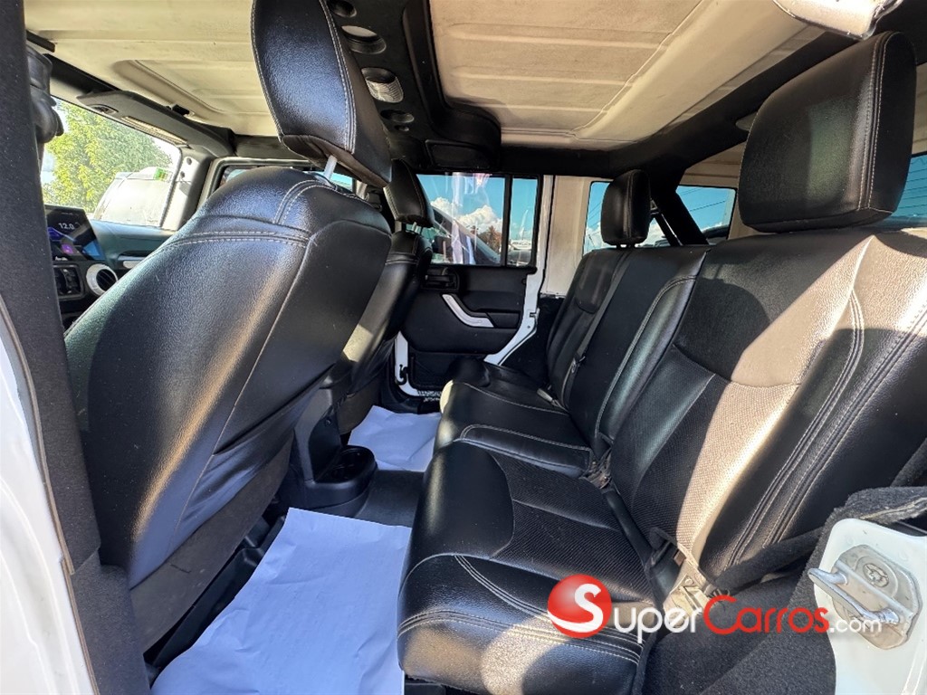 2015 Jeep Wrangler Unlimited Sport — foto 9 / 11