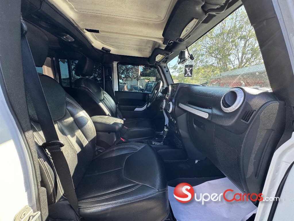2015 Jeep Wrangler Unlimited Sport — foto 10 / 11