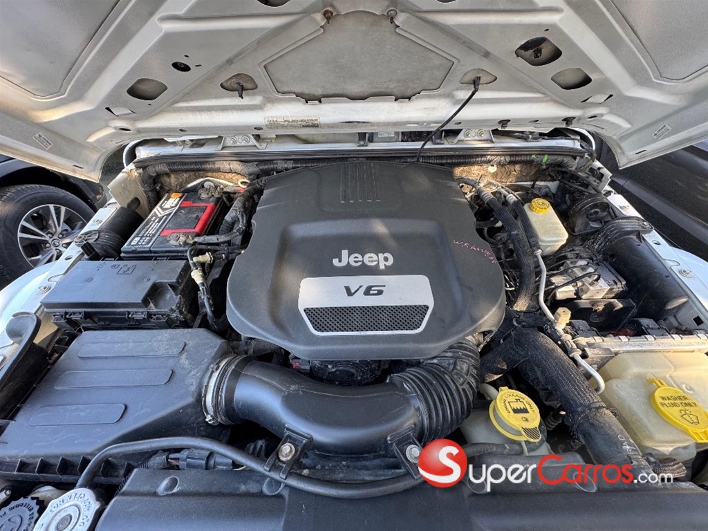2015 Jeep Wrangler Unlimited Sport — foto 11 / 11