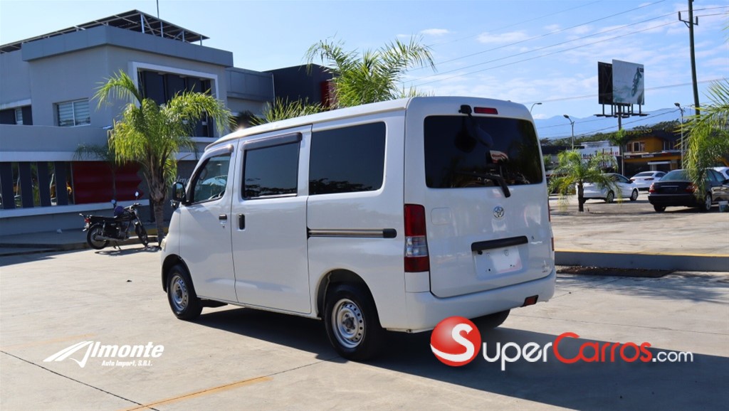 2020 Toyota Town-Ace — foto 2 / 9