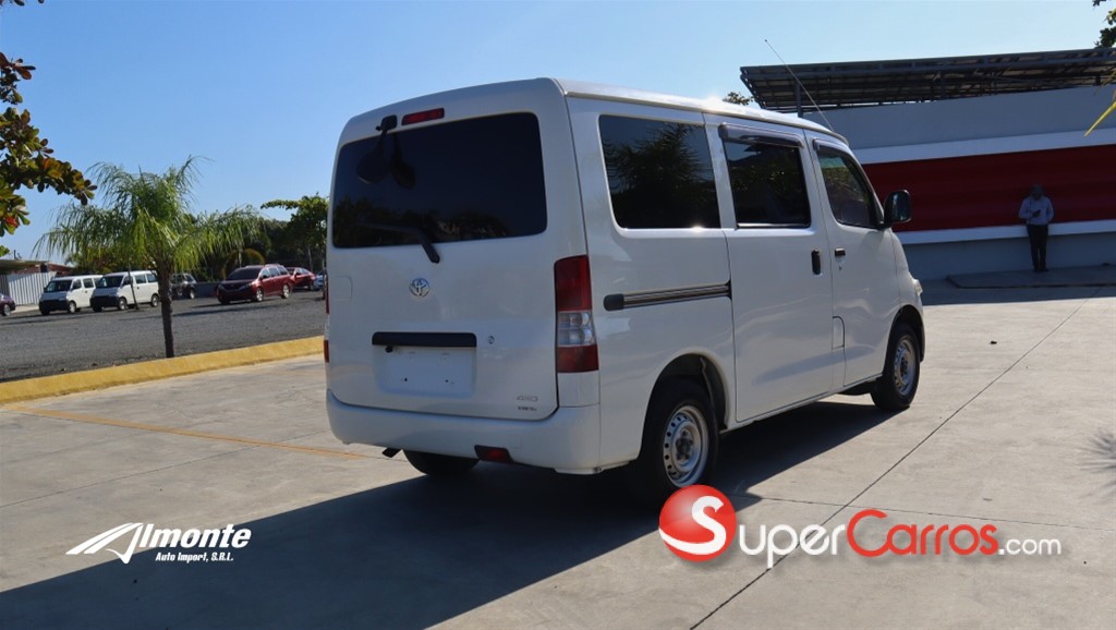 2020 Toyota Town-Ace — foto 3 / 9