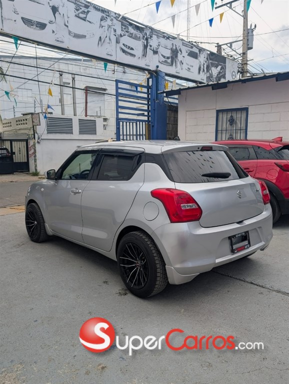 2020 Suzuki Swift — foto 2 / 12