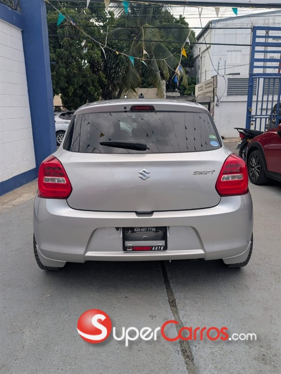 2020 Suzuki Swift — foto 3 / 12
