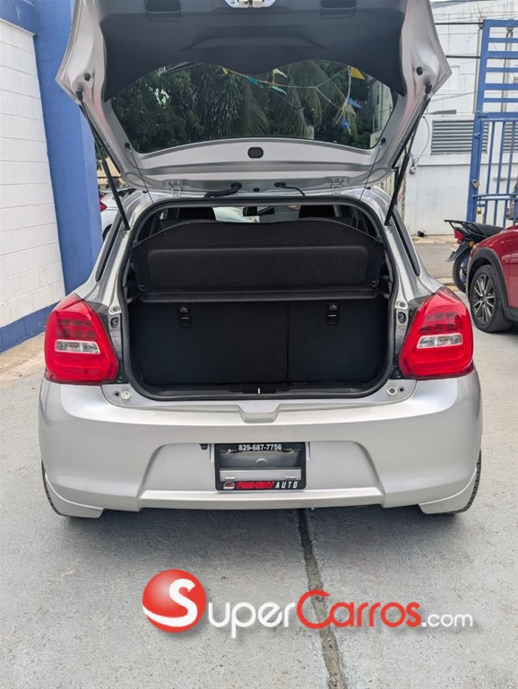 2020 Suzuki Swift — foto 6 / 12