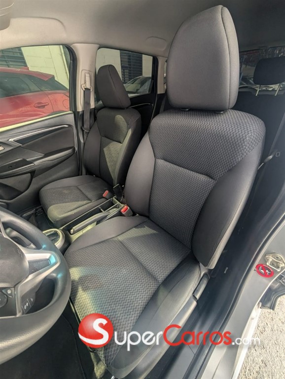 2018 Honda Fit — foto 8 / 12