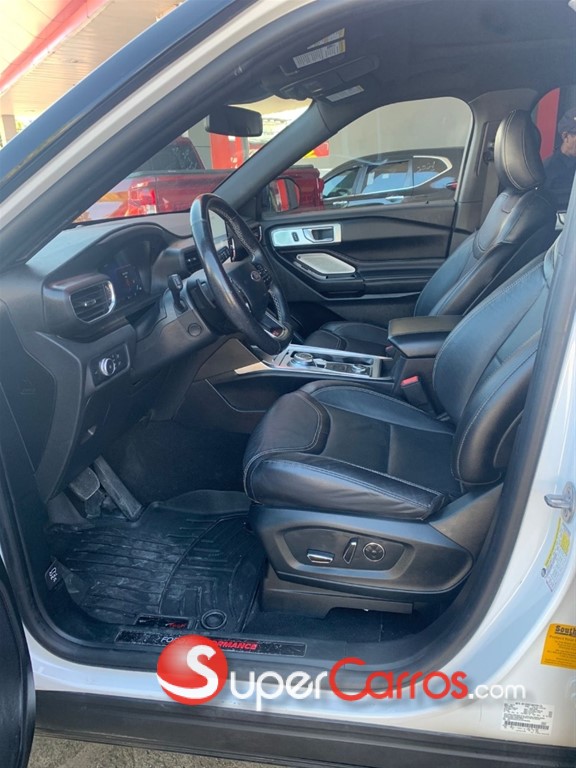 2020 Ford Explorer ST — foto 3 / 6