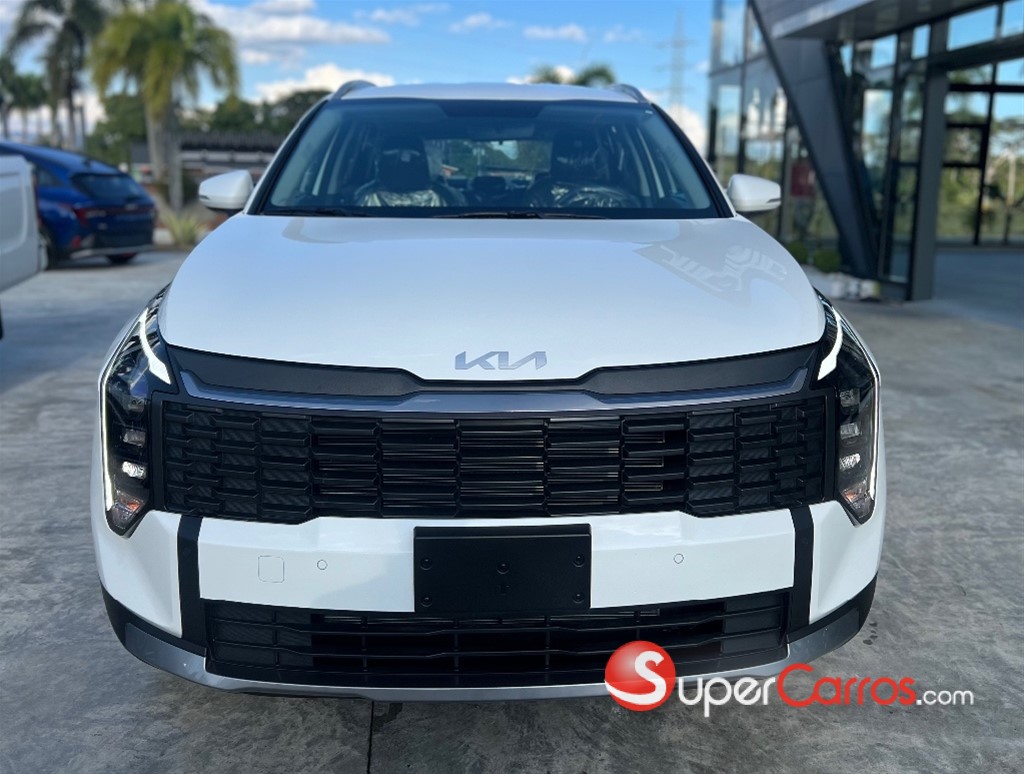 2027 Kia Sportage Sport — foto 2 / 12
