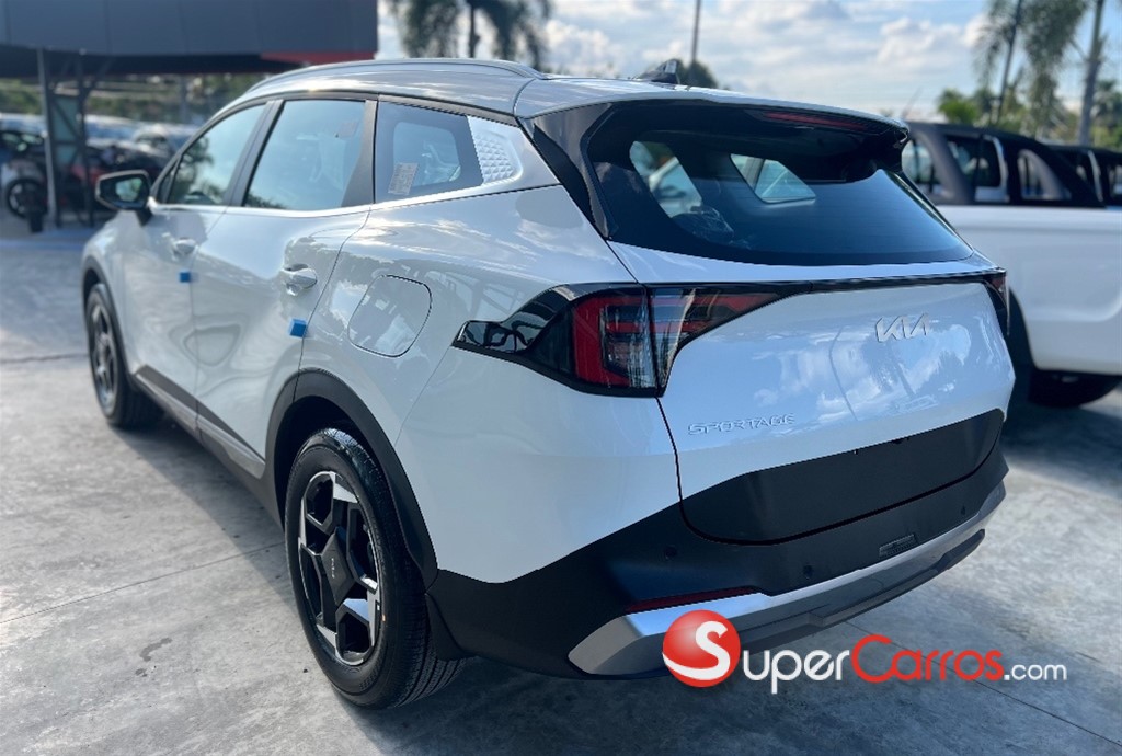 2027 Kia Sportage Sport — foto 4 / 12