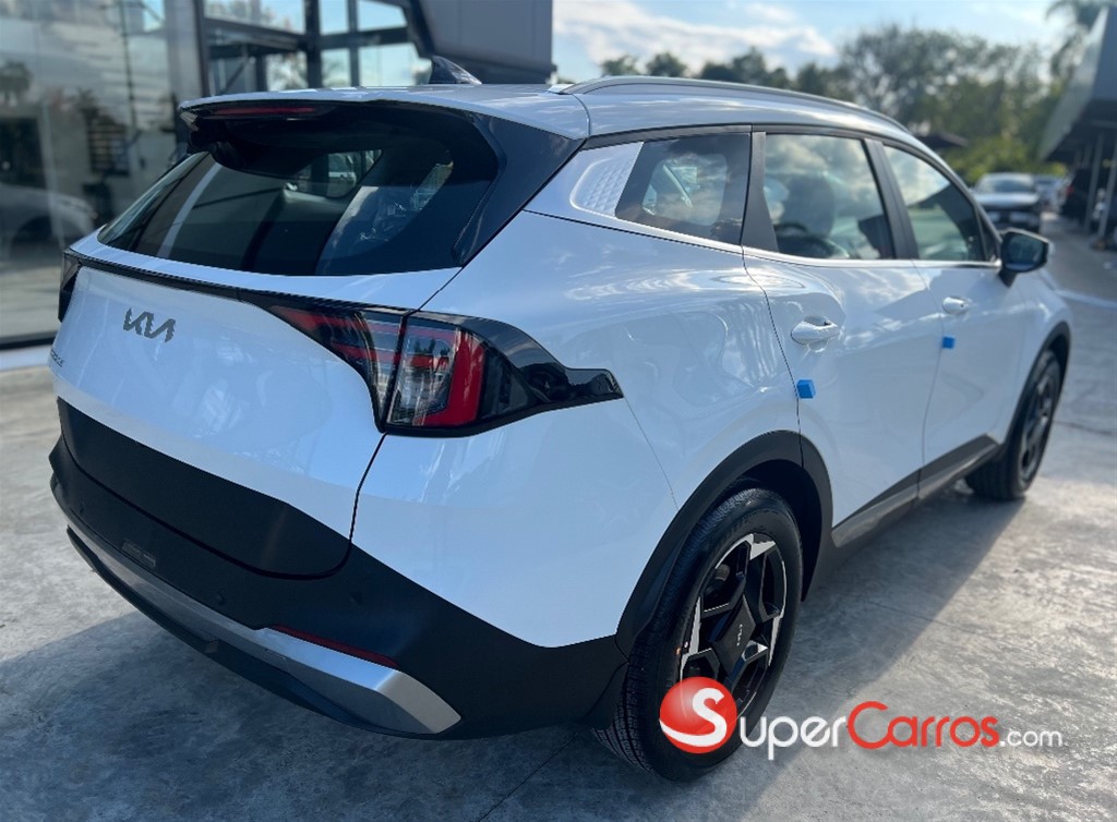 2027 Kia Sportage Sport — foto 8 / 12