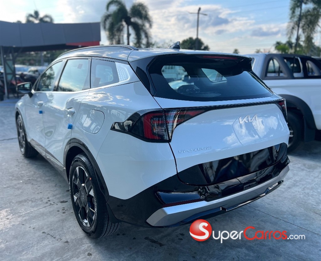 2027 Kia Sportage Luxury — foto 4 / 12