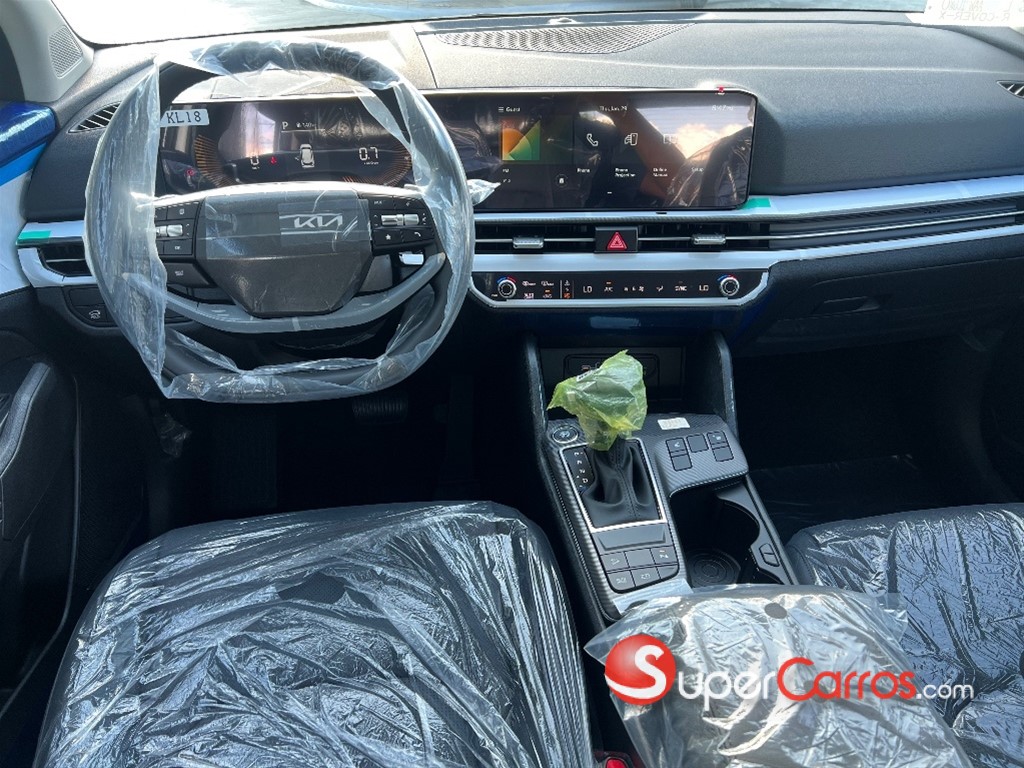 2027 Kia Sportage Luxury — foto 9 / 12