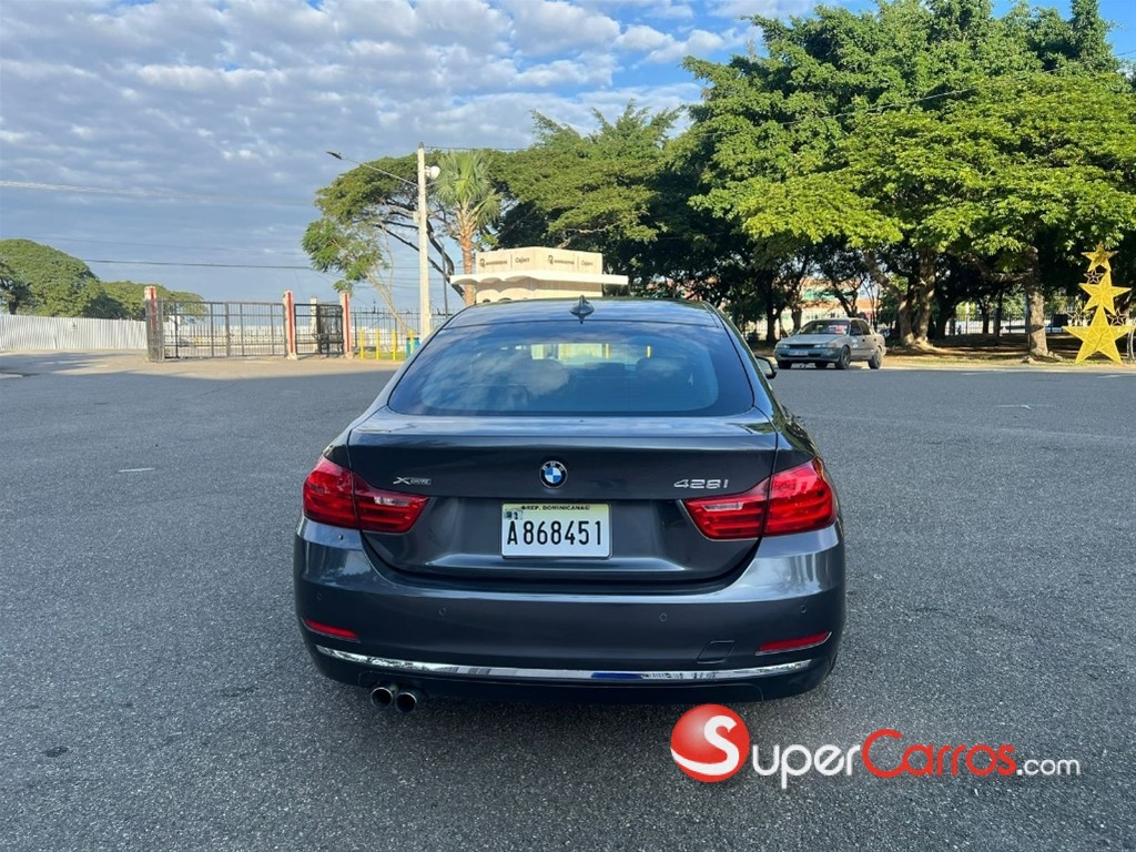 2016 BMW Serie 4 428i Gran Coupe — foto 11 / 12