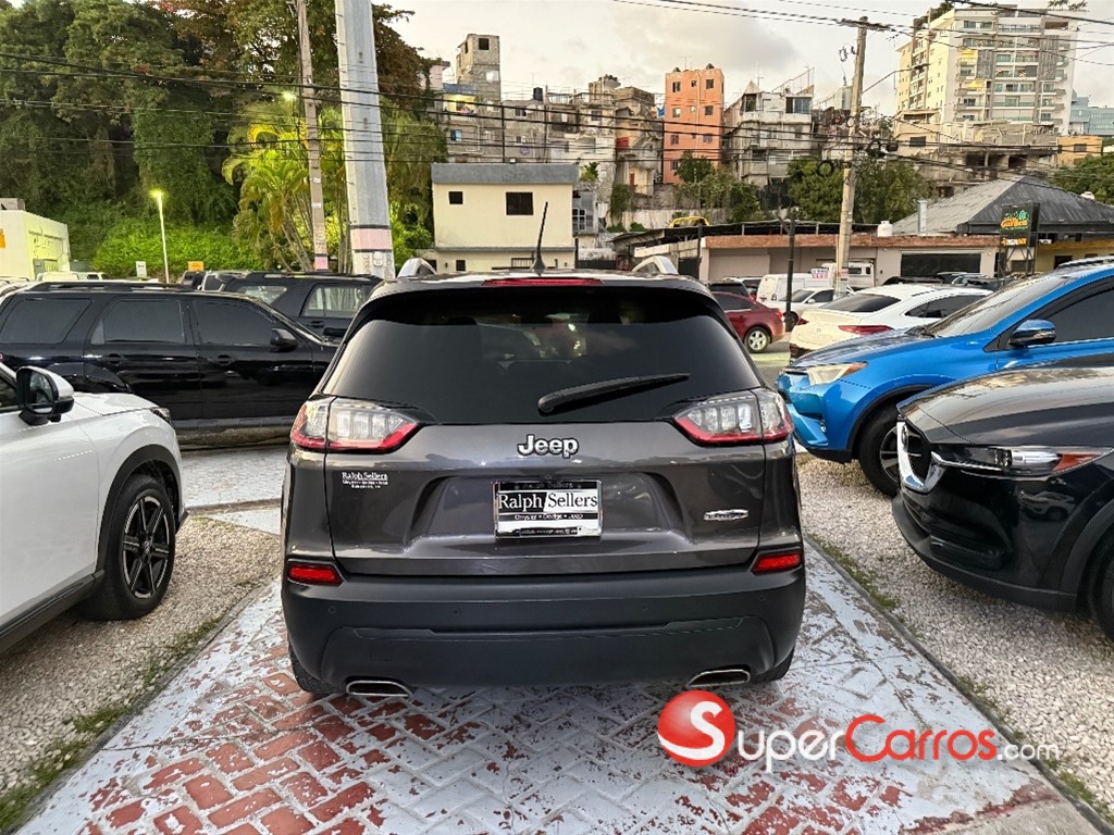 2019 Jeep Cherokee Latitude — foto 5 / 11