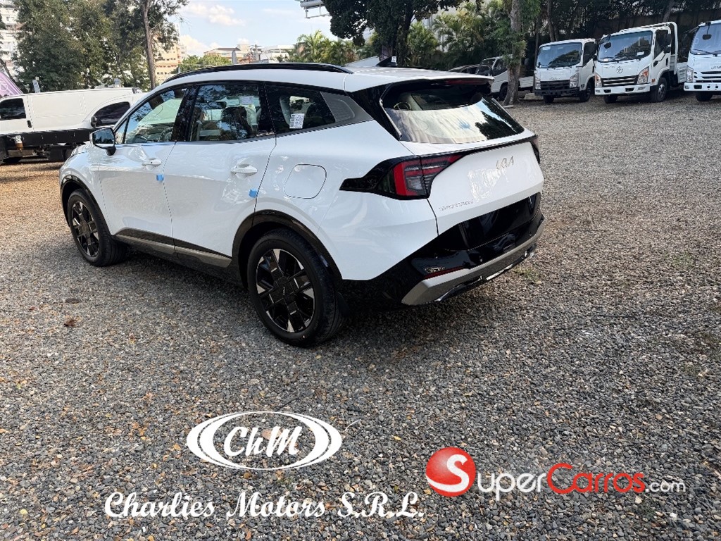 2027 Kia Sportage Luxury — foto 4 / 12
