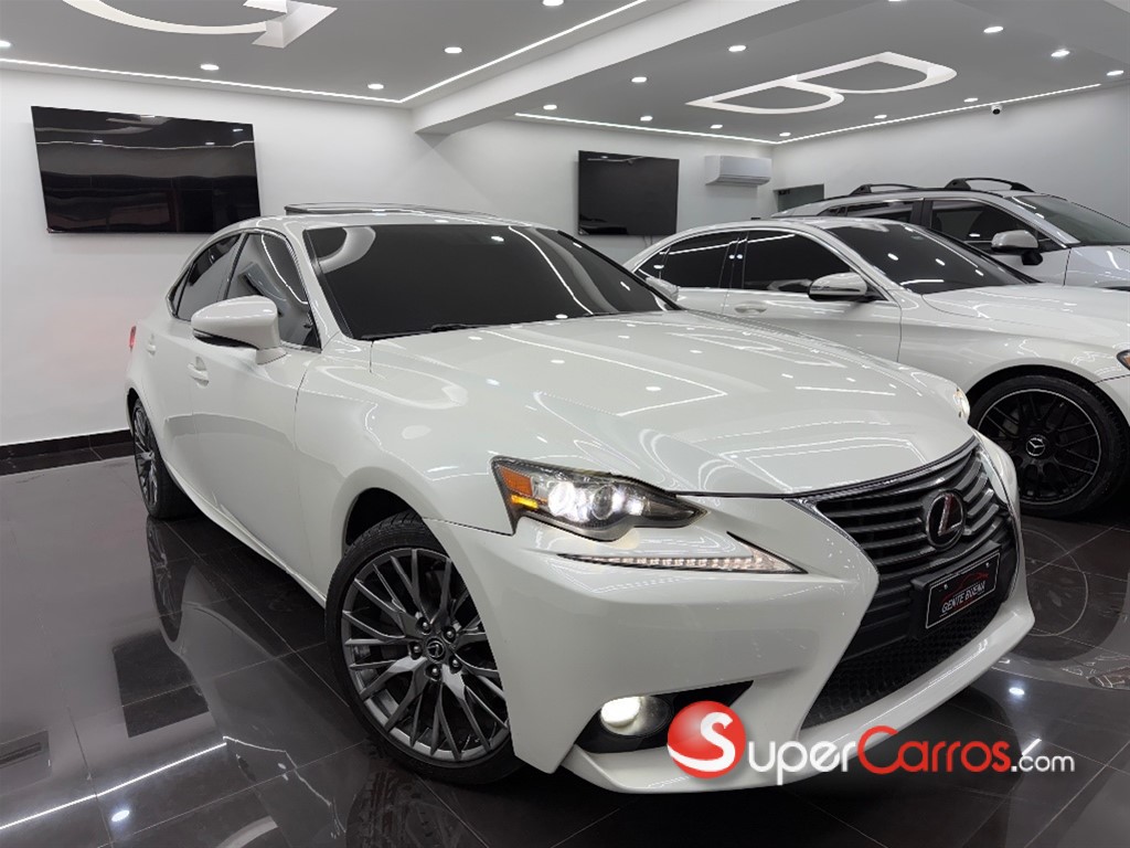 2015 Lexus IS 300 — foto 2 / 9
