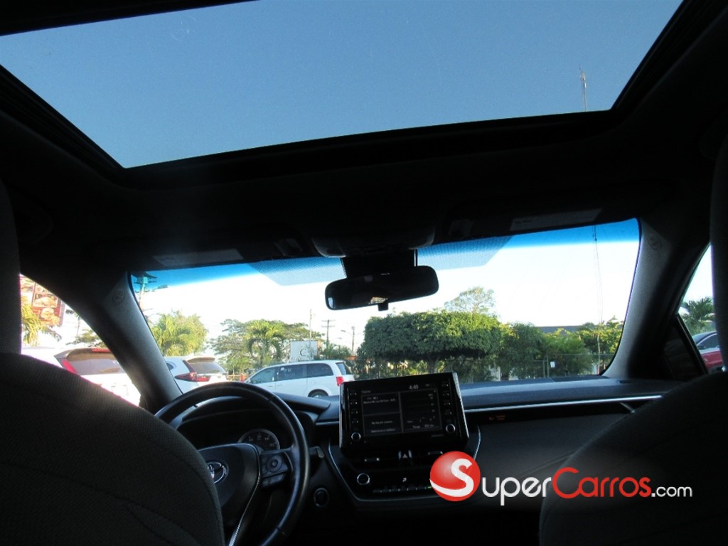 2021 Toyota Corolla SE — foto 10 / 12