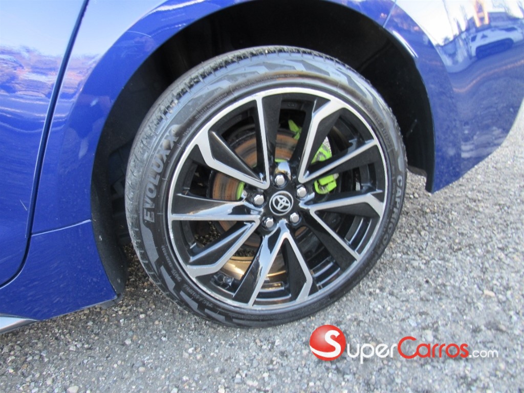 2021 Toyota Corolla SE — foto 11 / 12