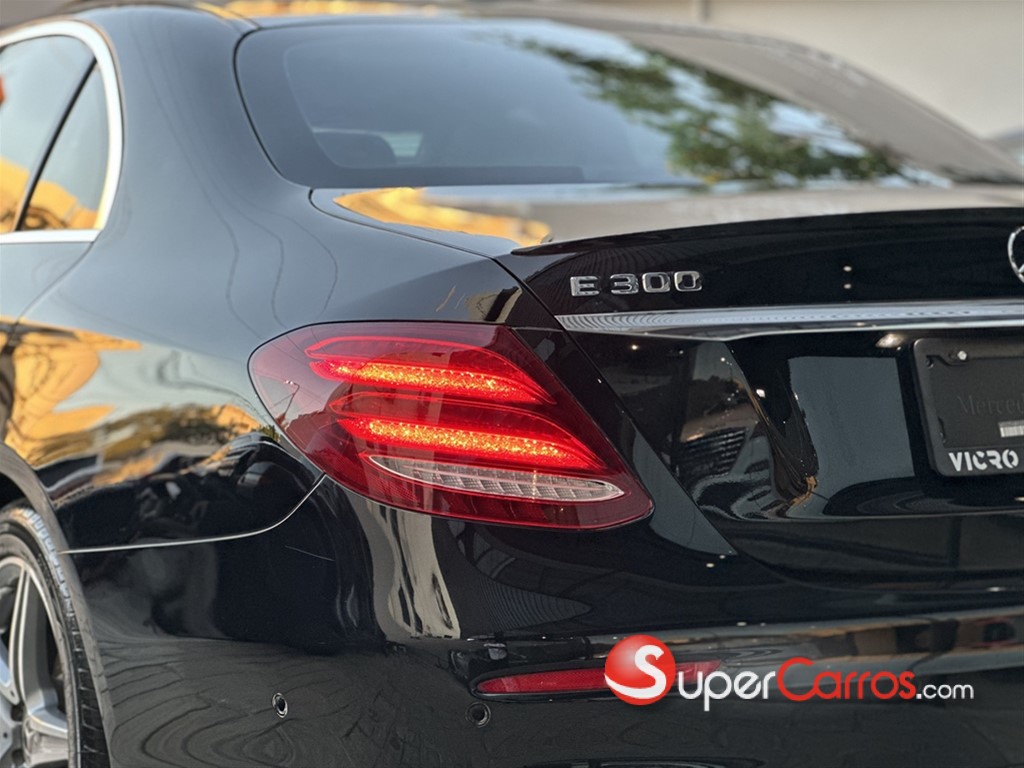 2018 Mercedes-Benz Clase E 300 — foto 4 / 12