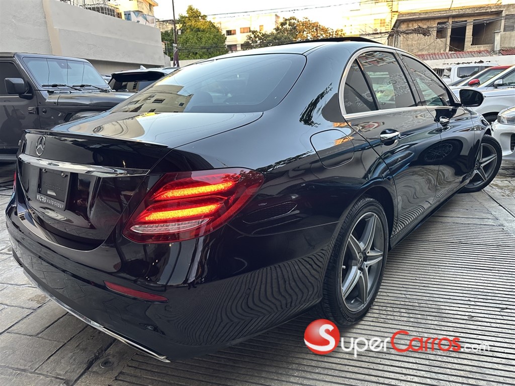 2018 Mercedes-Benz Clase E 300 — foto 5 / 12