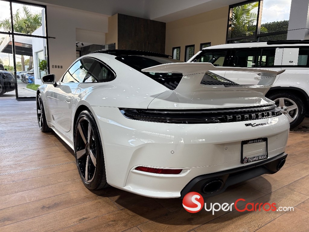 2026 Porsche 911 Carrera 4 S — foto 2 / 10