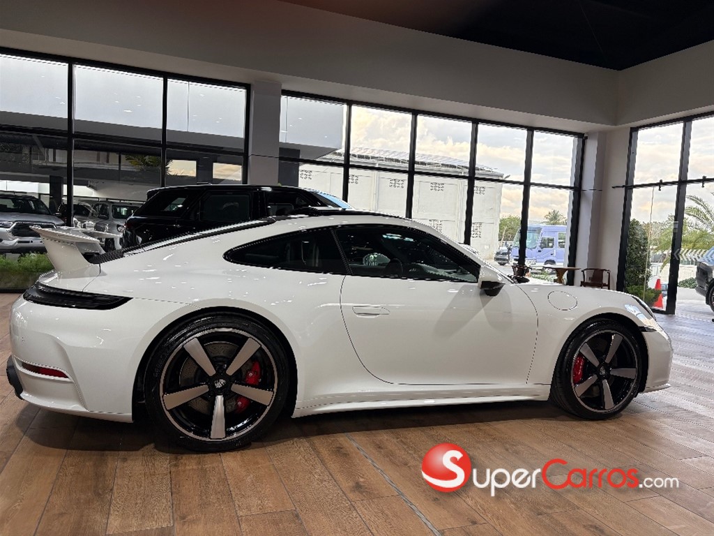 2026 Porsche 911 Carrera 4 S — foto 4 / 10