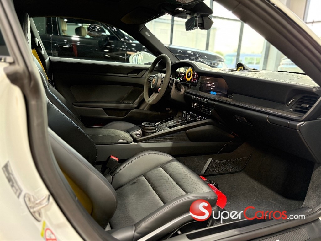 2026 Porsche 911 Carrera 4 S — foto 8 / 10