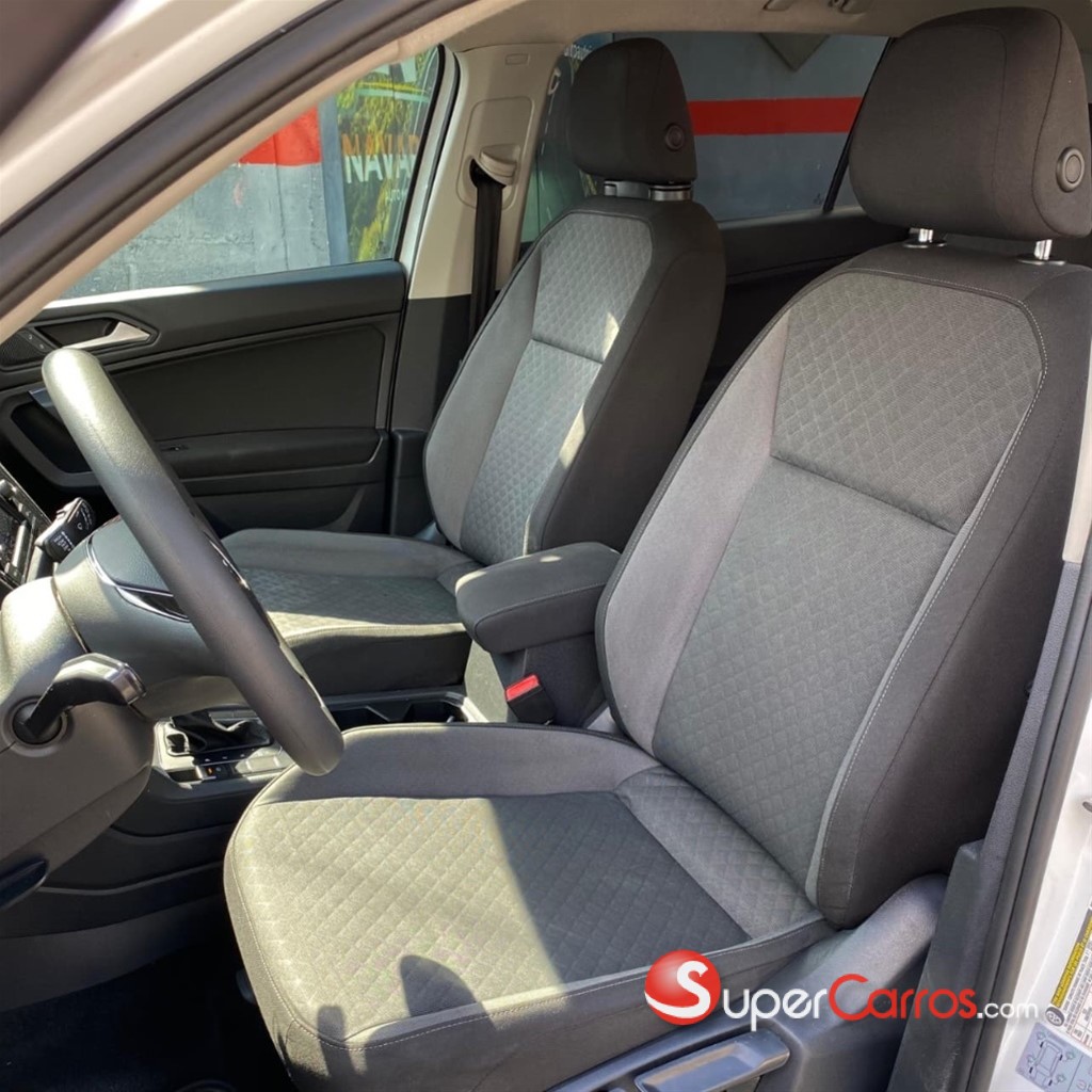 2020 Volkswagen Tiguan — foto 6 / 12