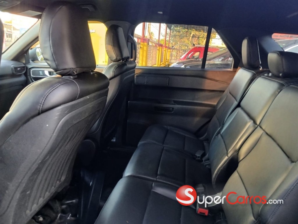 2020 Ford Explorer Police Interceptor — foto 3 / 9