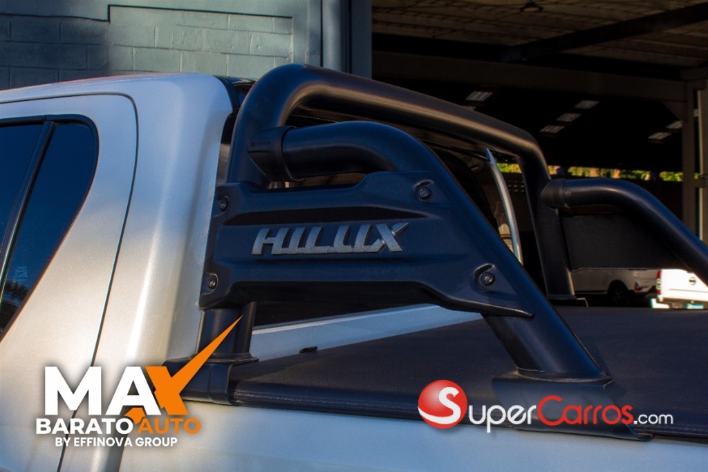 2025 Toyota Hilux GR Sport — foto 5 / 12
