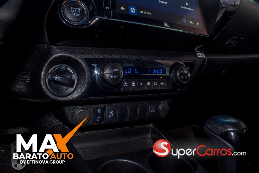 2025 Toyota Hilux GR Sport — foto 11 / 12