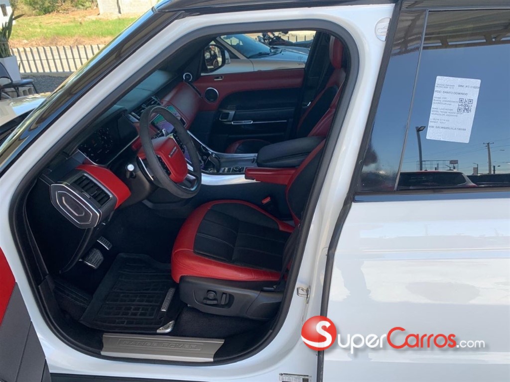 2020 Land Rover Range Rover Sport HST — foto 6 / 9