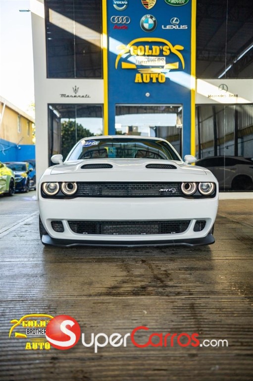 2020 Dodge Challenger SRT-HELLCAT — foto 2 / 12