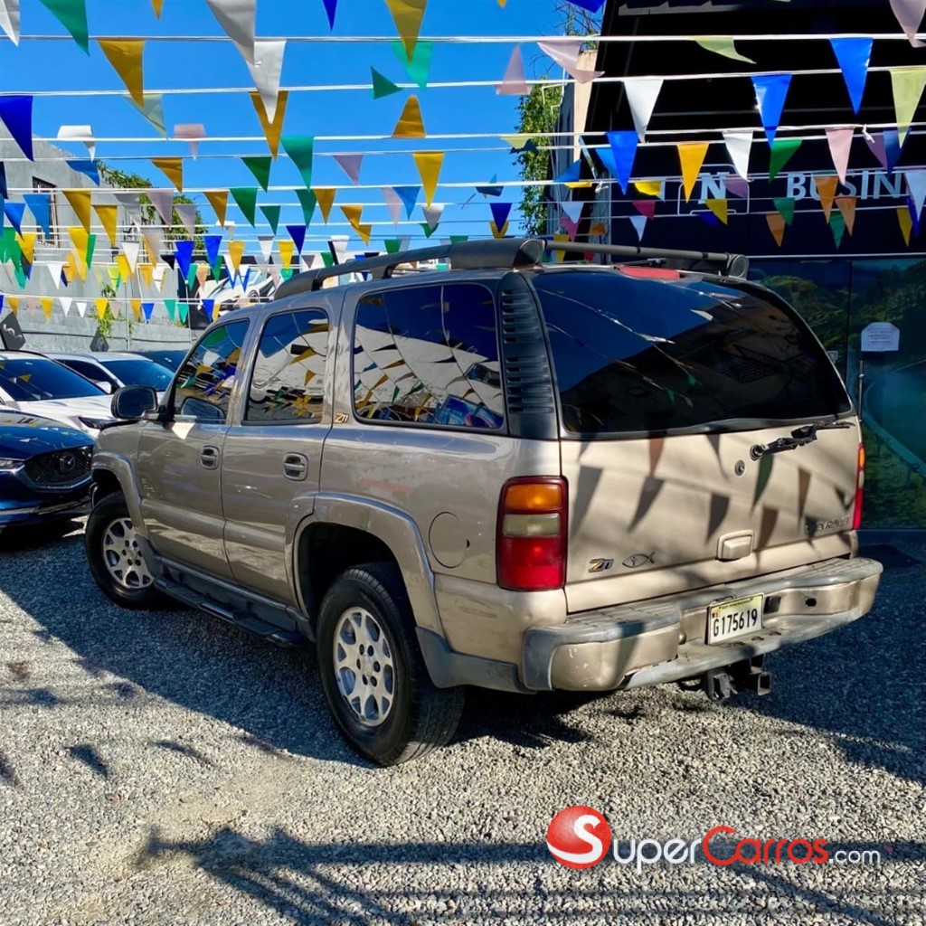 2002 Chevrolet Tahoe Z71 — foto 2 / 11