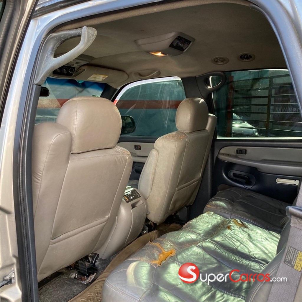 2002 Chevrolet Tahoe Z71 — foto 5 / 11