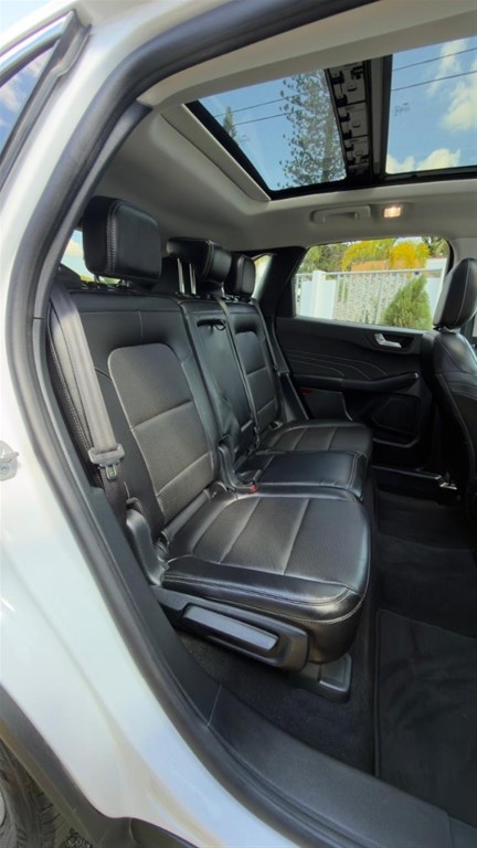 2022 Ford Escape SEL — foto 7 / 12