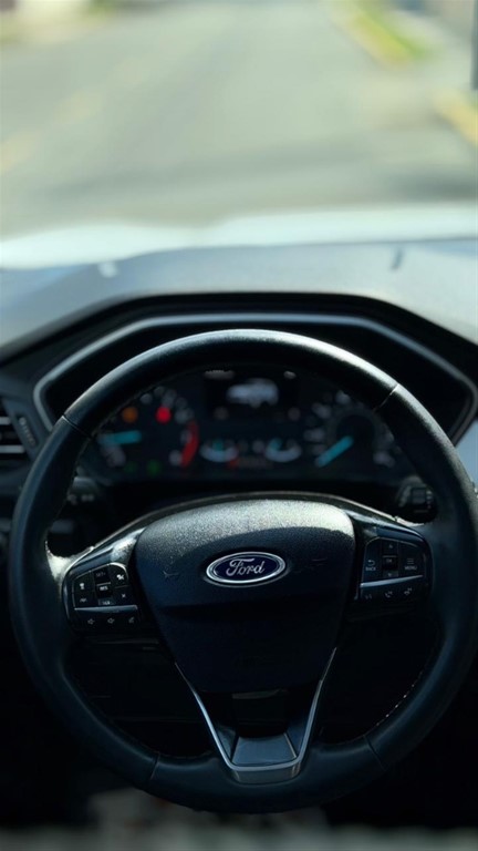 2022 Ford Escape SEL — foto 9 / 12