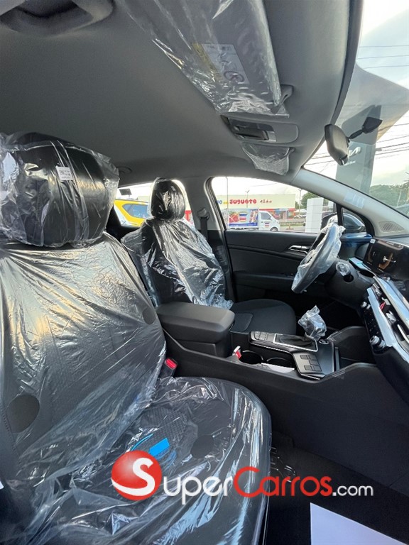 2027 Kia Sportage Sport — foto 4 / 12