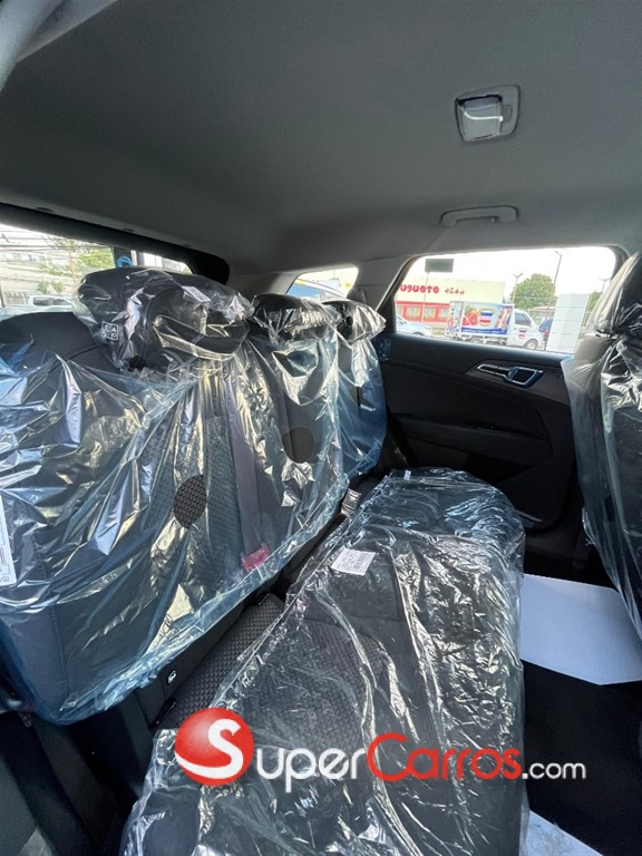 2027 Kia Sportage Sport — foto 7 / 12
