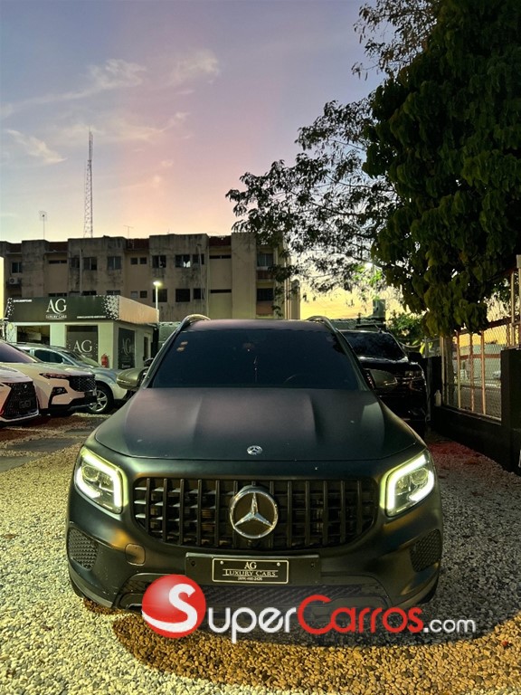 2020 Mercedes-Benz Clase GLB 200 — foto 3 / 8
