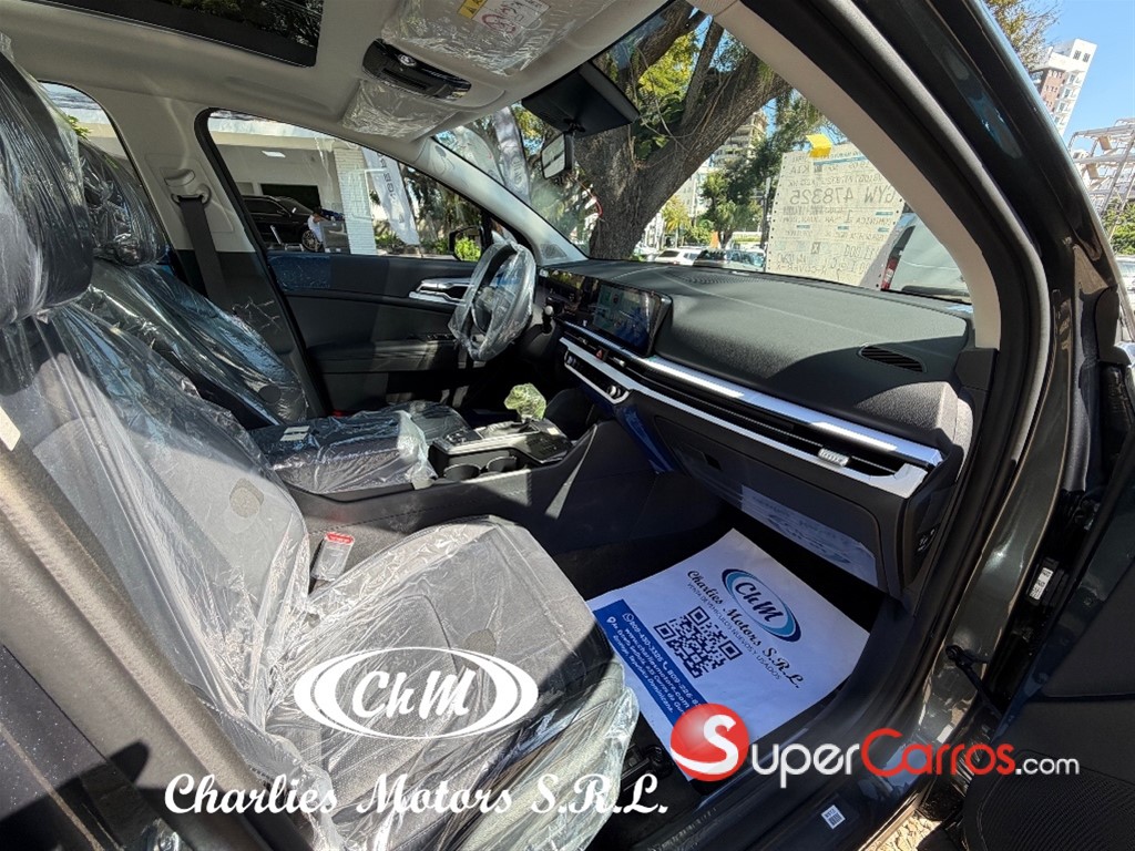 2027 Kia Sportage Luxury — foto 9 / 12