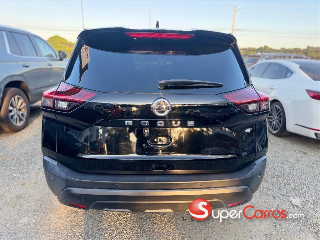 2021 Nissan Rogue S — foto 4 / 10