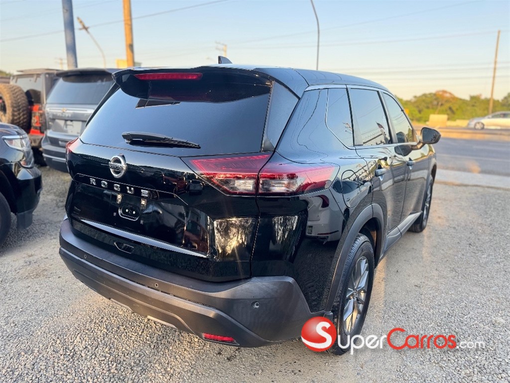 2021 Nissan Rogue S — foto 5 / 10
