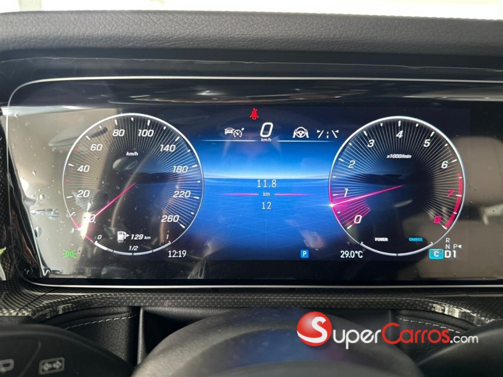 2026 Mercedes-Benz Clase G 500 — foto 9 / 10